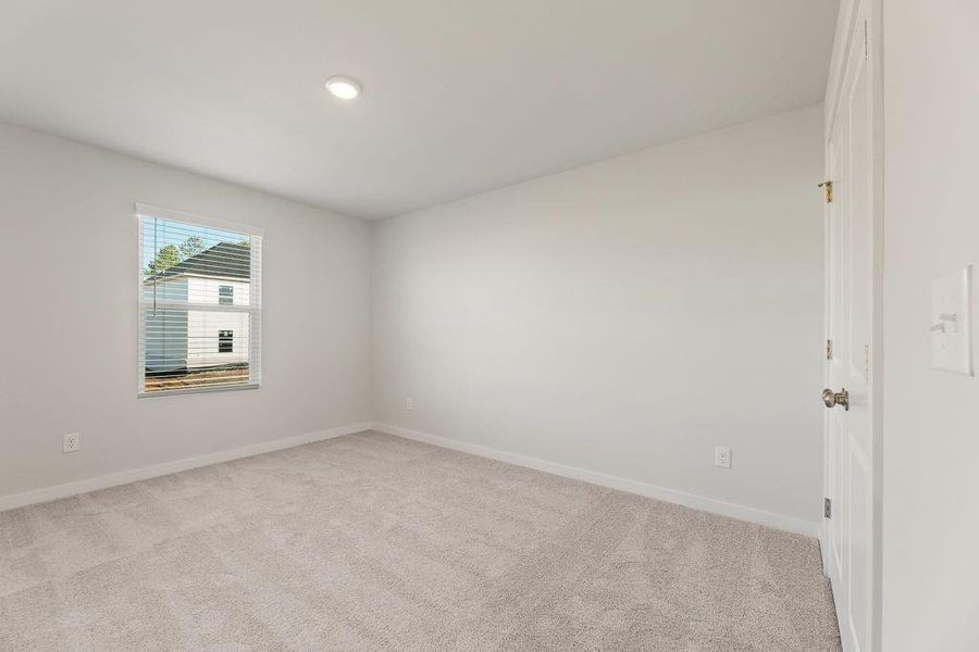 Spacious, unfurnished interior of a new home in Reserve at Gum Springs, Jefferson (Image 26).