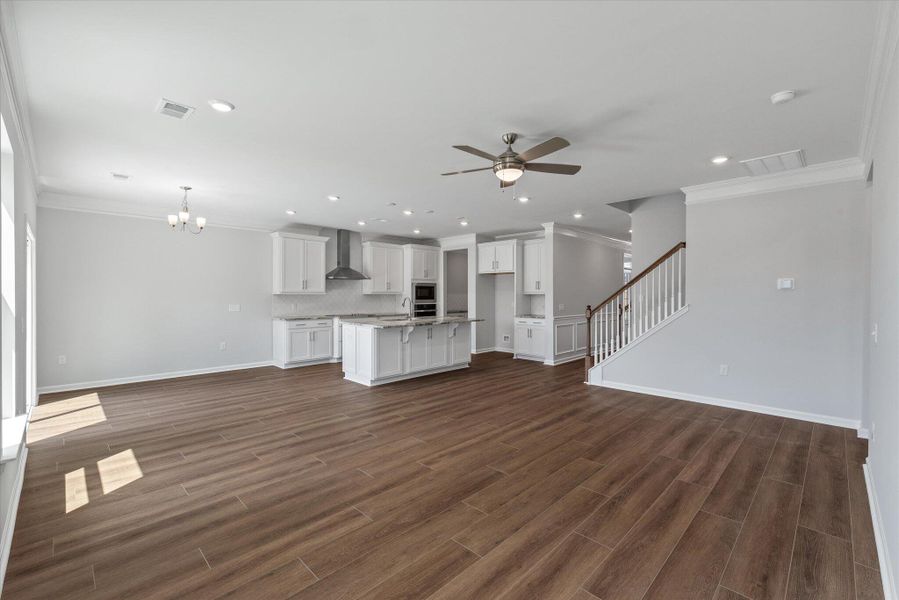Spacious, unfurnished interior of a new home in Oakley Pointe, Moncks Corner (Image 17).