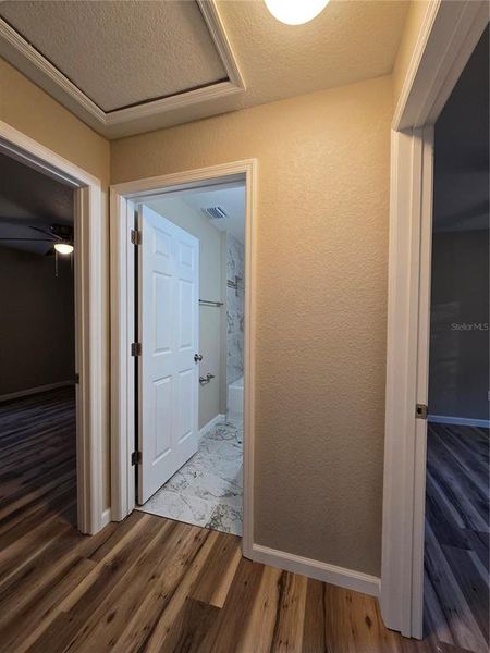 Spacious, unfurnished interior of a new home in , Ocala (Image 32).