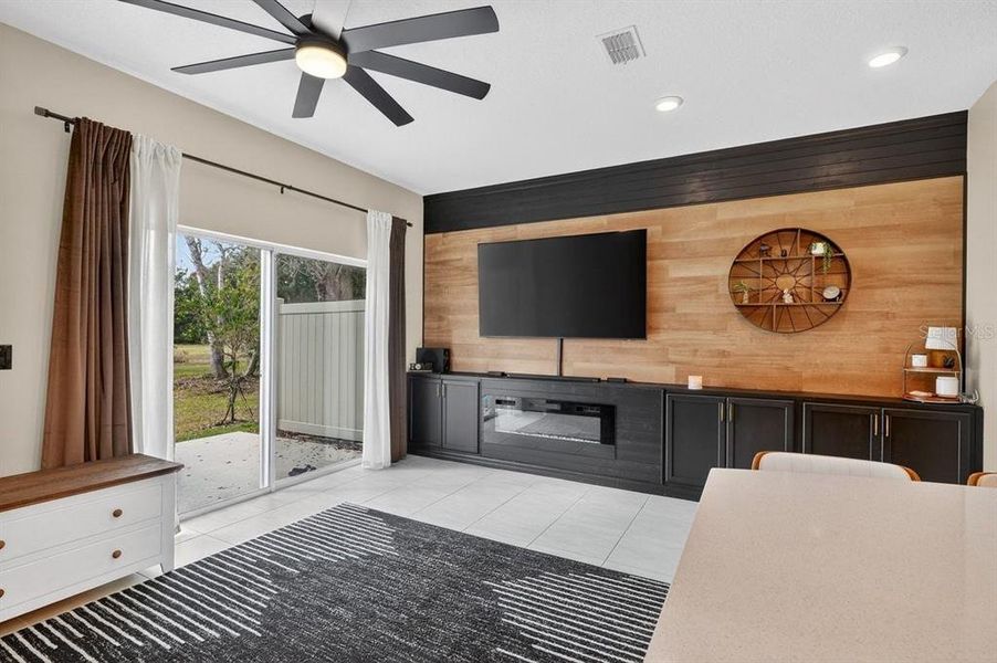 Furnished interior view inside a new home in , Edgewater (Image 16).