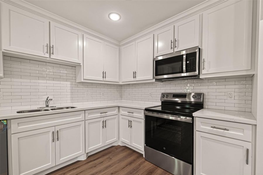 Furnished interior view inside a new home in , Houston (Image 6).