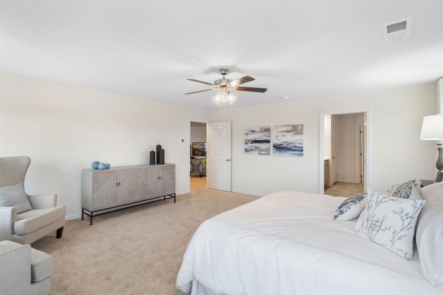 Representative furnished interior of a home built from the Mansfield by D.R. Horton in Sweet Briar, Ooltewah (Image 16).