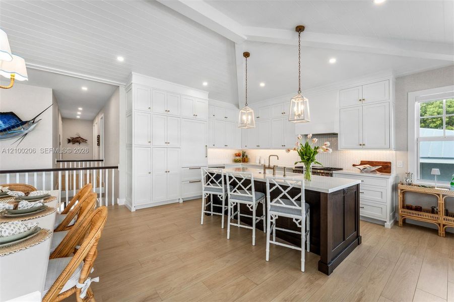 Furnished interior view inside a new home in , Tavernier (Image 62).
