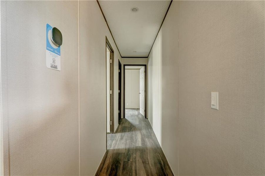 Spacious, unfurnished interior of a new home in , Ellijay (Image 9).