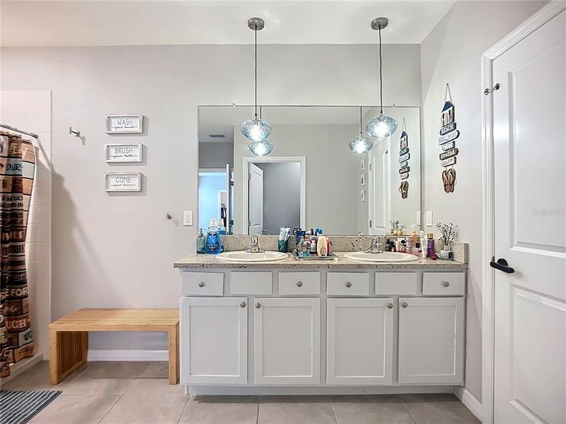 Furnished interior view inside a new home in Star Farms at Lakewood Ranch, Bradenton (Image 17).