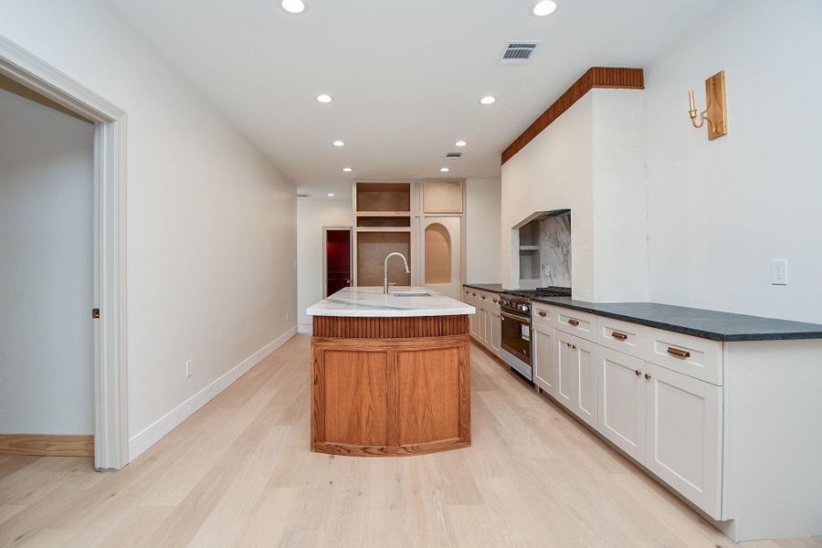 Furnished interior view inside a new home in , Houston (Image 17). Furnished interior view inside a new home in , Houston (Image 17).