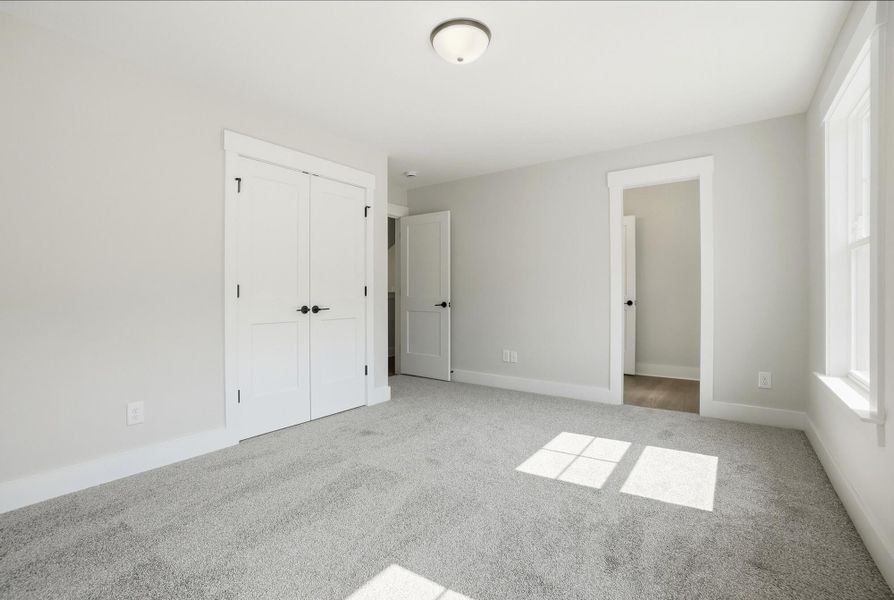 Spacious, unfurnished interior of a new home in Rone Creek, Waxhaw (Image 26). Spacious, unfurnished interior of a new home in Rone Creek, Waxhaw (Image 26).