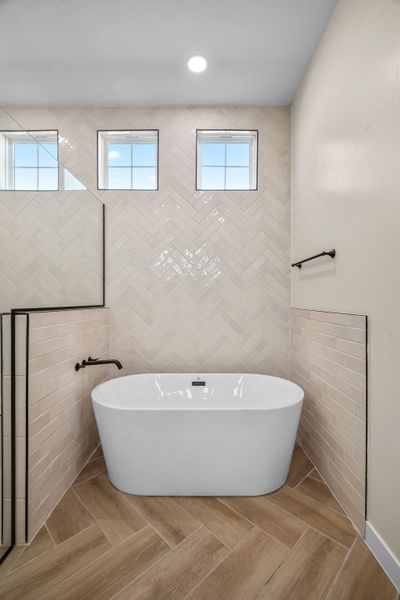 Representative furnished interior of a home built from the Escondido by LEH. Homes in Painted Sky, El Paso (Image 11). Representative furnished interior of a home built from the Escondido by LEH. Homes in Painted Sky, El Paso (Image 11).