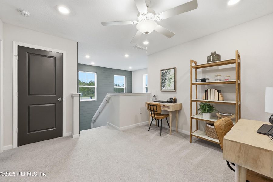 Furnished interior view inside a new home in St Augustine Lakes: St Augustine Lakes 40S, St. Augustine (Image 26).