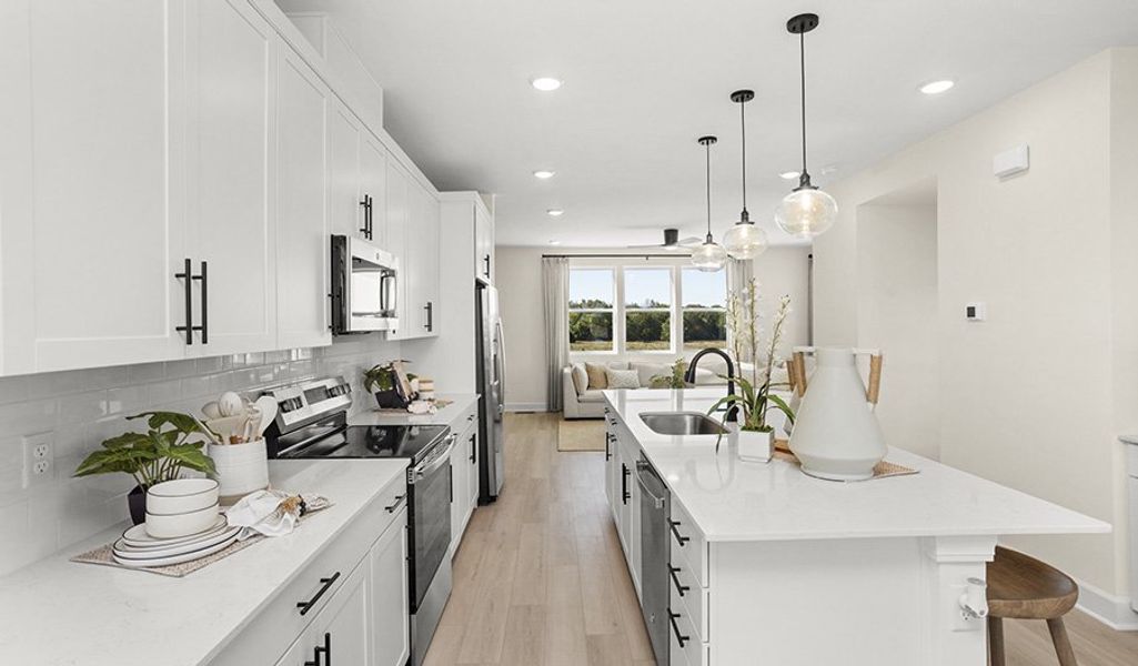 Kimberly-E19K-TheCrossingsatBartonVillage Kitchen