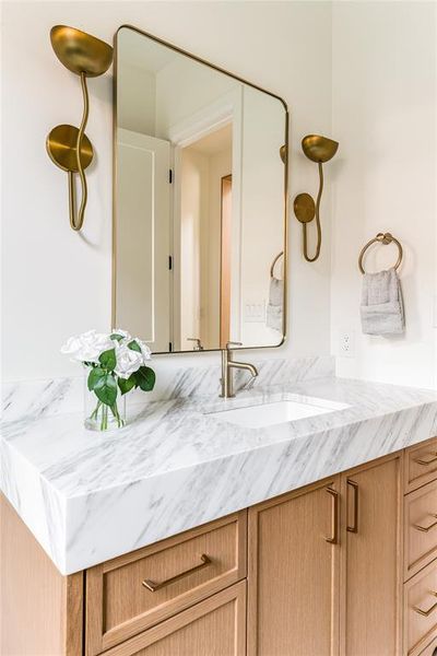 Furnished interior view inside a new home in , Dallas (Image 14). Furnished interior view inside a new home in , Dallas (Image 14).