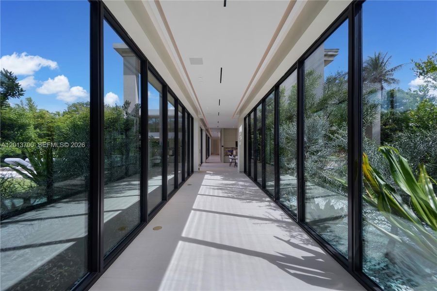 Exterior details and patio area of a home in , Pinecrest (Image 15).