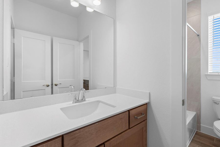 Furnished interior view inside a new home in Riceland, Mont Belvieu (Image 11).