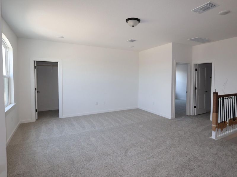 Spacious, unfurnished interior of a new home in Edgewood, Leander (Image 12). Spacious, unfurnished interior of a new home in Edgewood, Leander (Image 12).