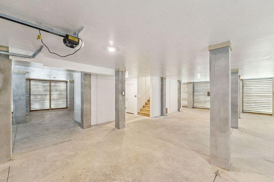 Spacious, unfurnished interior of a new home in Kings River Preserve, Hollywood (Image 34). Spacious, unfurnished interior of a new home in Kings River Preserve, Hollywood (Image 34).