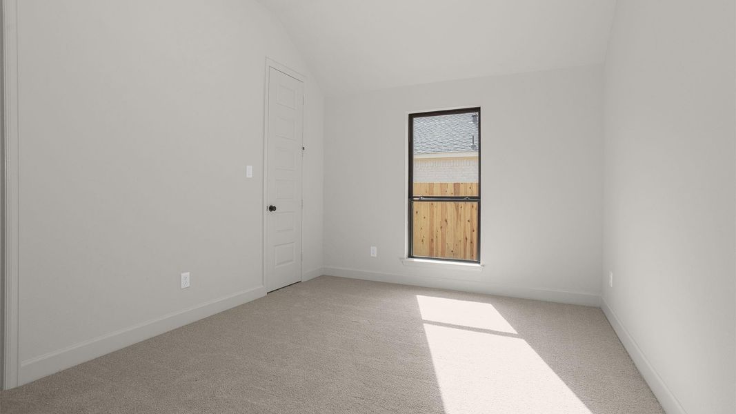 Spacious, unfurnished interior of a new home in Meridiana, Manvel (Image 9).