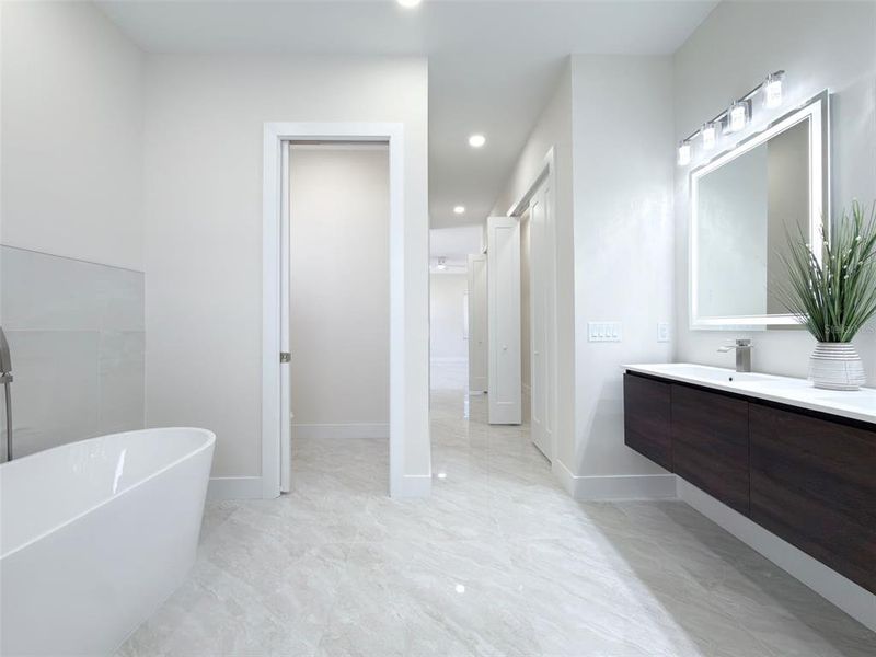 Furnished interior view inside a new home in , Port Charlotte (Image 7).