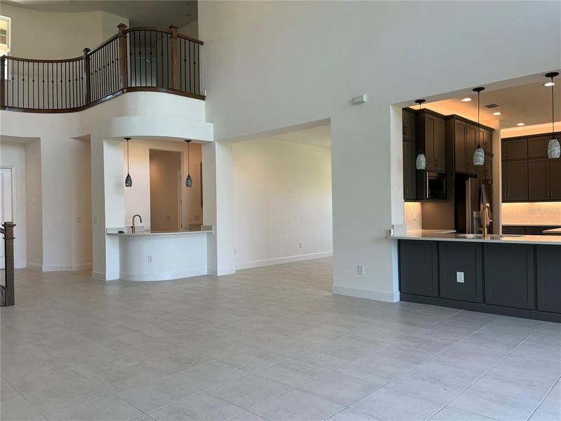 Spacious, unfurnished interior of a new home in , Wesley Chapel (Image 22).