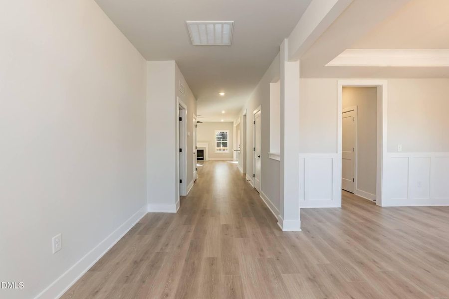 Spacious, unfurnished interior of a new home in Charlotte's Ridge, Middlesex (Image 16).
