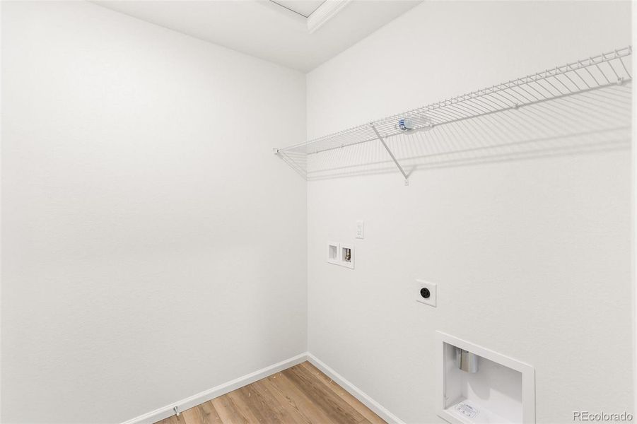 Spacious, unfurnished interior of a new home in , Watkins (Image 18).