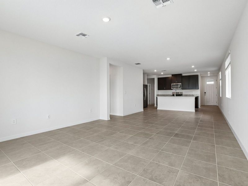 Spacious, unfurnished interior of a new home in Benton Hills - Premier Series, Brooksville (Image 10).