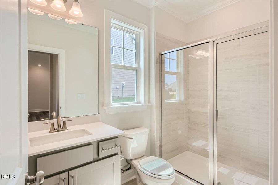 SUN_Rosedale_Pic_Nelson_Bath1_2of2