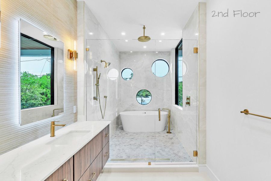20 Primary Bathoom (5) 20 Primary Bathoom (5)