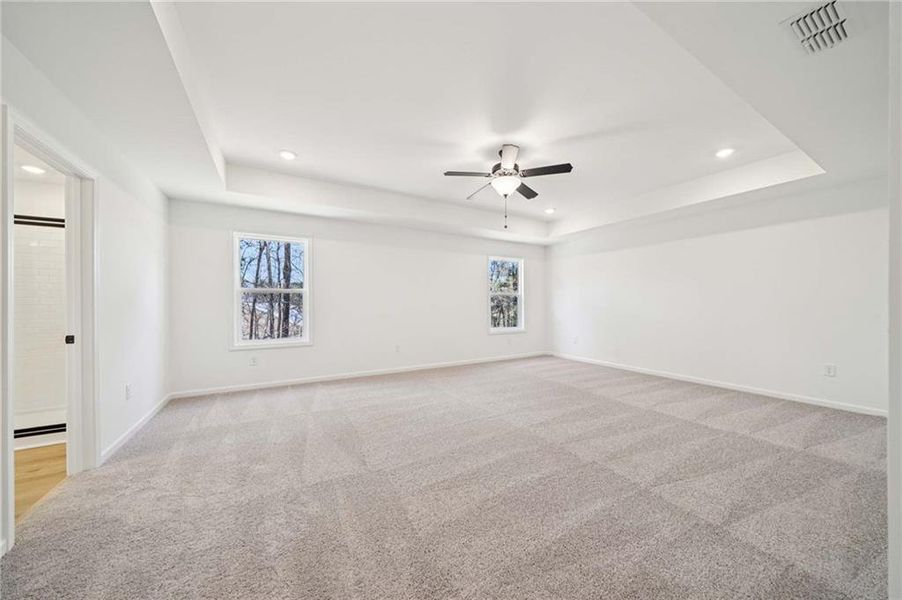 Spacious, unfurnished interior of a new home in The Estates at Casteel, Bethlehem (Image 26).