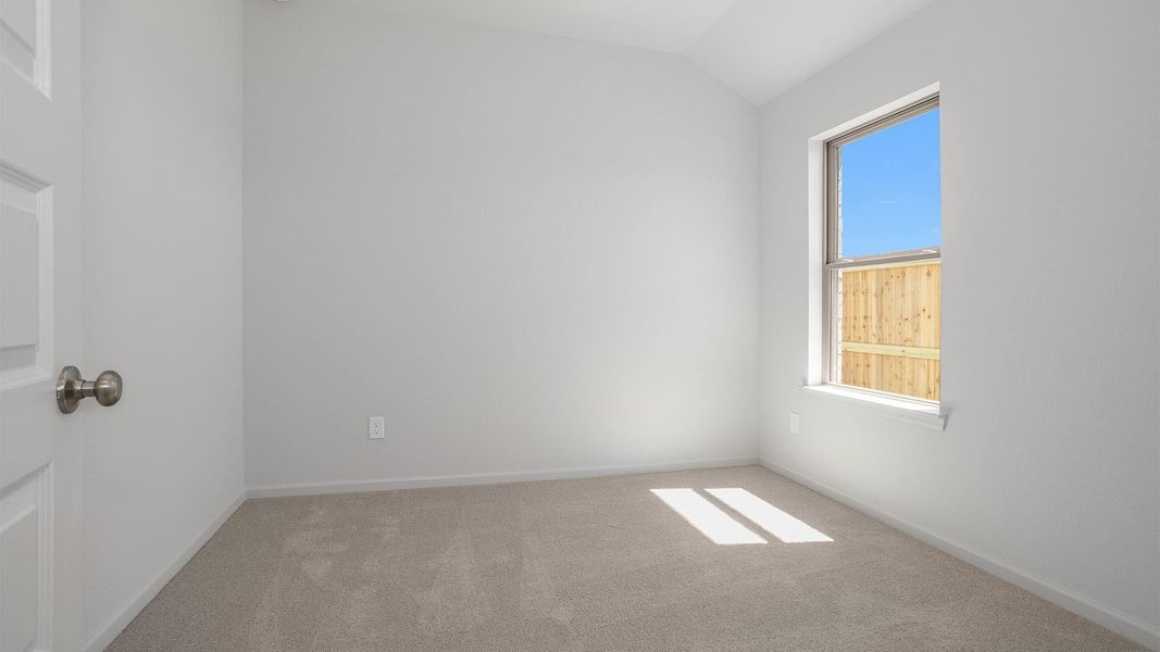 Spacious, unfurnished interior of a new home in Candela, Richmond (Image 13).