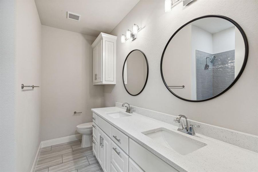 Furnished interior view inside a new home in , Granbury (Image 4). Furnished interior view inside a new home in , Granbury (Image 4).