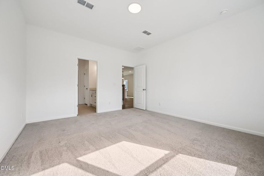 24-web-or-mls-Emeline Wy-S2402-024