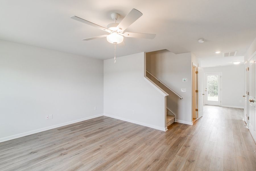 Spacious, unfurnished interior of a new home in Haynes Park, Columbia (Image 11).