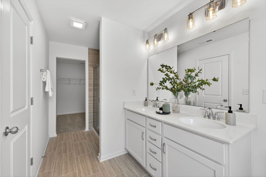 Furnished interior view inside a new home in Nathans Ridge, Lillington (Image 17).