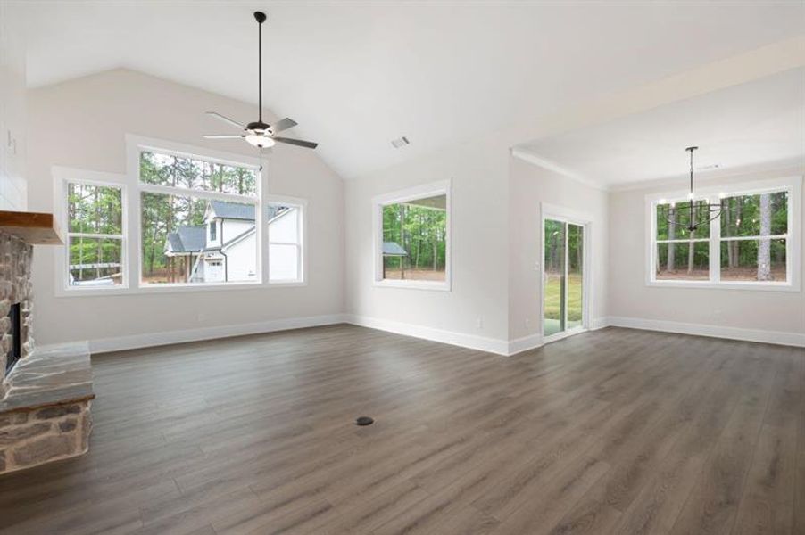 Furnished interior view inside a new home in , Dallas (Image 7).