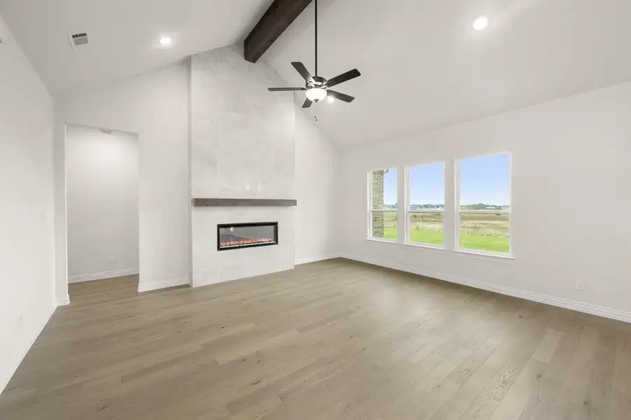 211 Marie- Living Room 211 Marie- Living Room