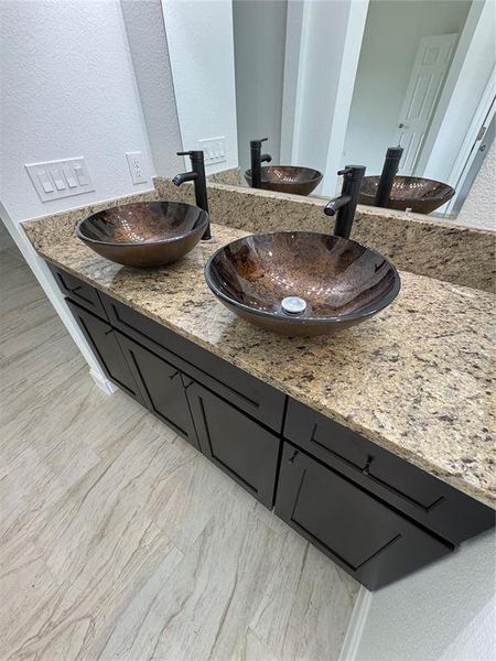 Close-up of interior finishes inside a home in , Deltona (Image 22). Close-up of interior finishes inside a home in , Deltona (Image 22).