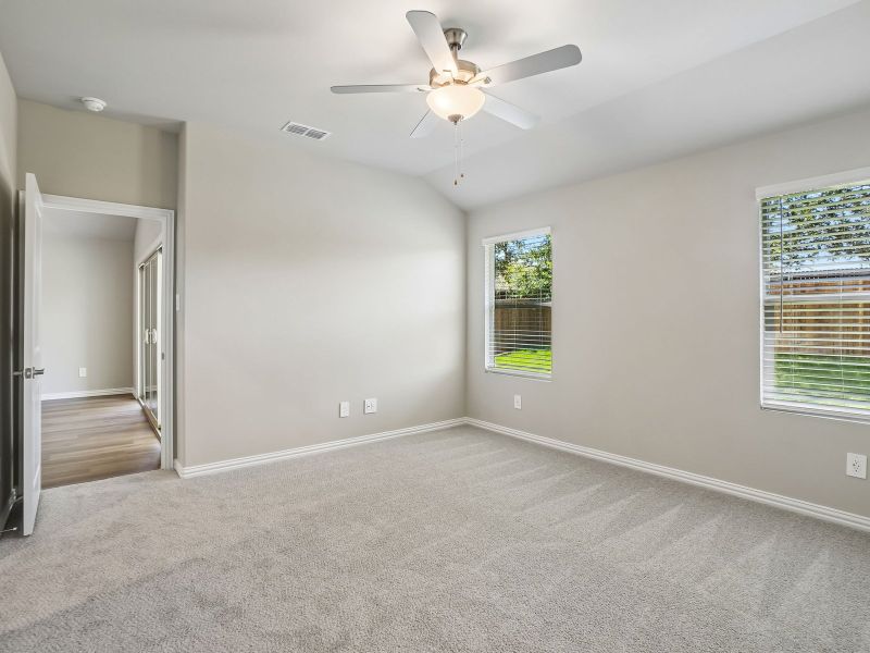 Spacious, unfurnished interior of a new home in Stella Hills, Denton (Image 25). Spacious, unfurnished interior of a new home in Stella Hills, Denton (Image 25).