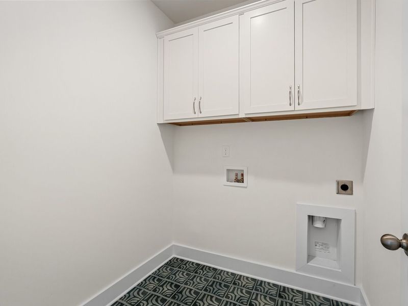 Spacious, unfurnished interior of a new home in Benders Cove, Mount Juliet (Image 37).