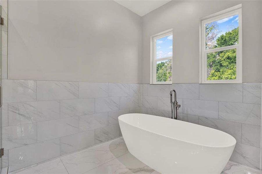 Furnished interior view inside a new home in , Tampa (Image 14).