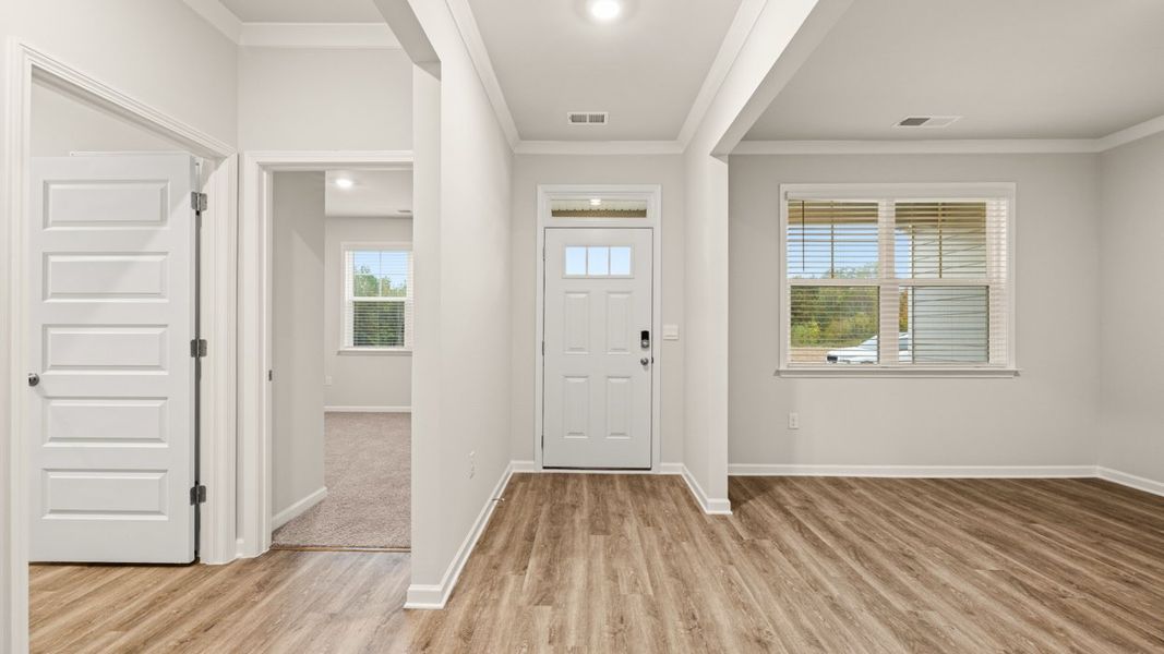 Representative unfurnished interior of a home built from the GROVER Express by D.R. Horton in Kingston Ranch at Lake Oconee, Buckhead (Image 17). Representative unfurnished interior of a home built from the GROVER Express by D.R. Horton in Kingston Ranch at Lake Oconee, Buckhead (Image 17).