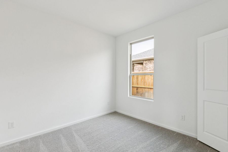 Spacious, unfurnished interior of a new home in River Ranch, Dayton (Image 24).