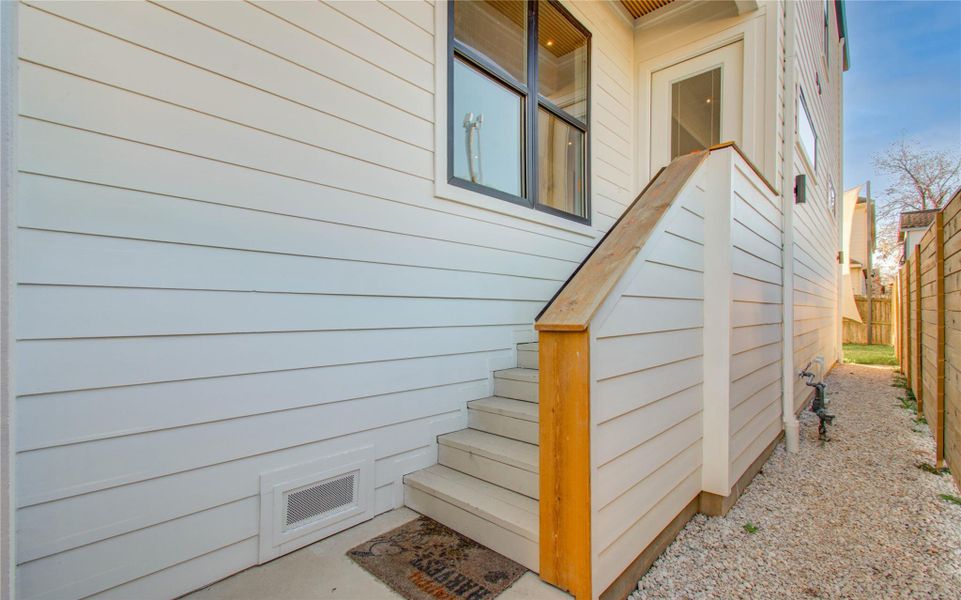 Exterior details and patio area of a home in , Houston (Image 3).