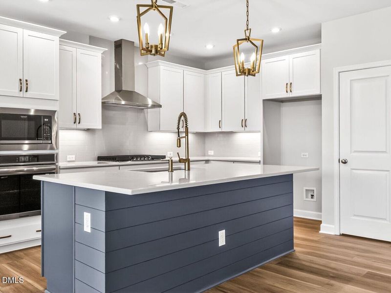 017-1280x960-kitchen