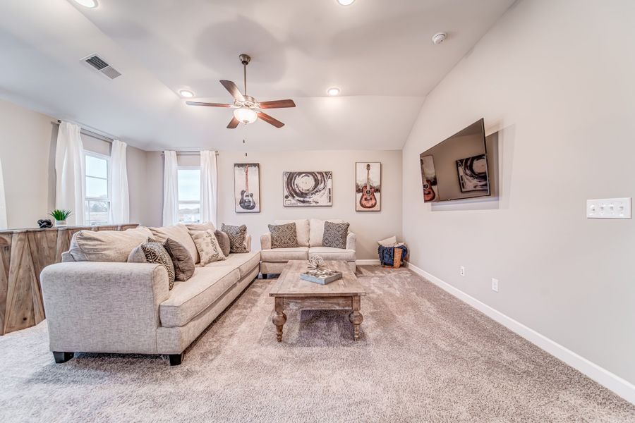 Representative furnished interior of a home built from the Crawford by Parkside Builders in The Woods, Gallatin (Image 31).