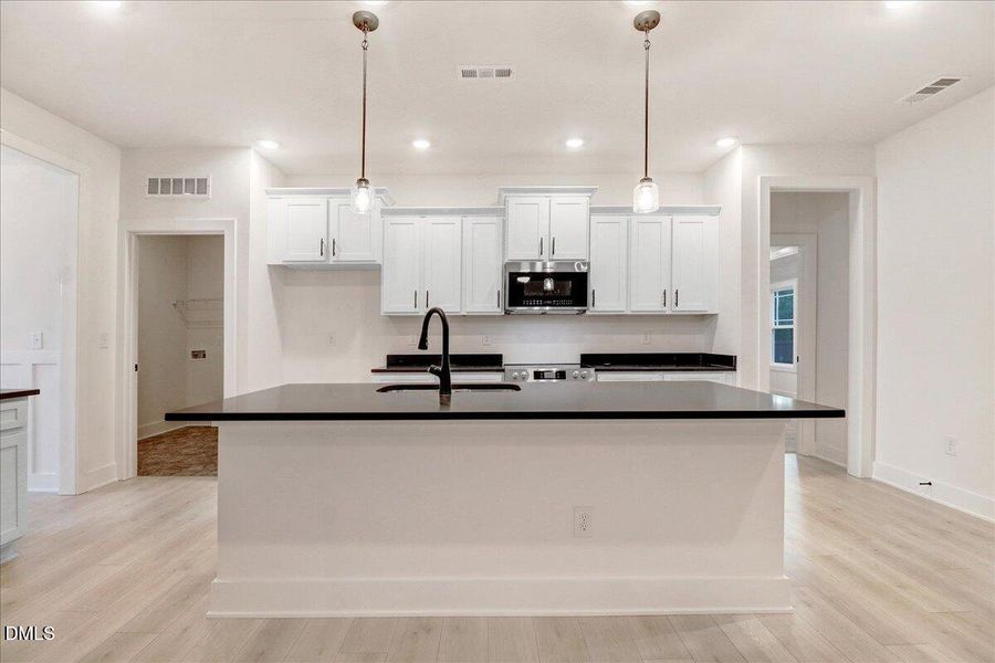 15-105 Oxford Ct-15 15-105 Oxford Ct-15