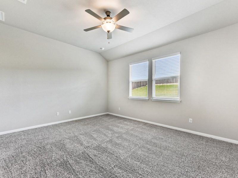 Spacious, unfurnished interior of a new home in Big Sky Ranch - Executive Collection, Dripping Springs (Image 12).