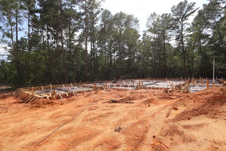 Every foundation at DWH is engineered and it’s inspected three times! We do not do “batch” testing. Rest easy knowing your foundation comes with a 10 year warranty. Every foundation at DWH is engineered and it’s inspected three times! We do not do “batch” testing. Rest easy knowing your foundation comes with a 10 year warranty.