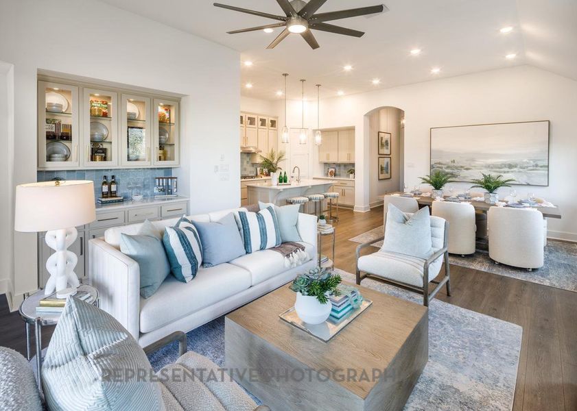 Furnished interior view inside a new home in Riceland: 50ft. lots, Mont Belvieu (Image 27).