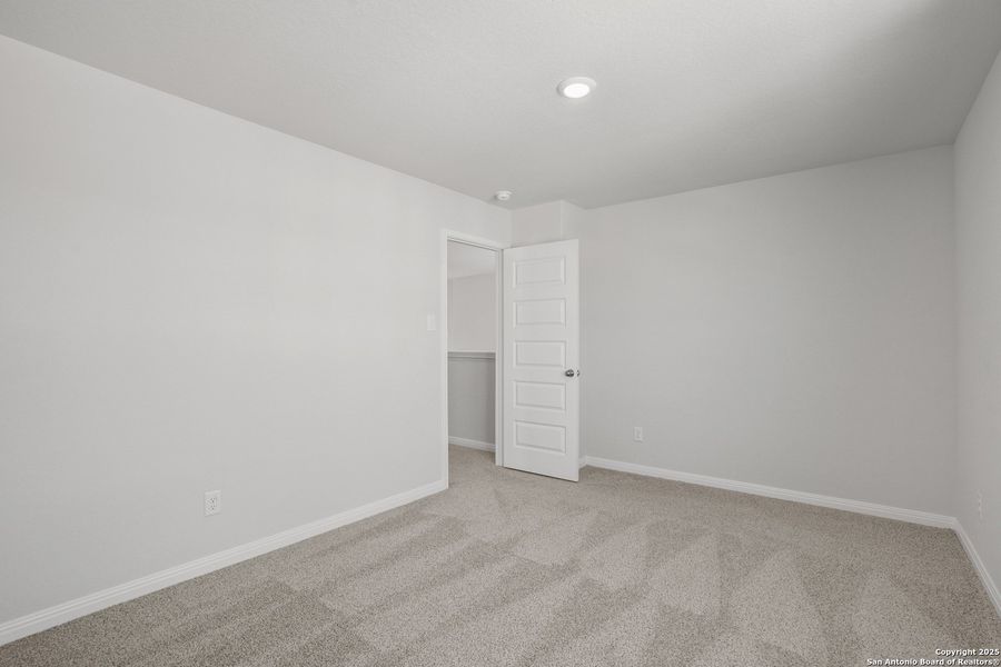 Spacious, unfurnished interior of a new home in Hunters Ranch, San Antonio (Image 28). Spacious, unfurnished interior of a new home in Hunters Ranch, San Antonio (Image 28).