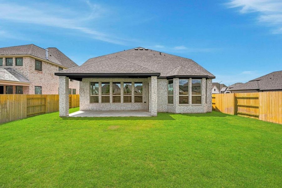 Exterior details and patio area of a home in Elyson, Katy (Image 2).